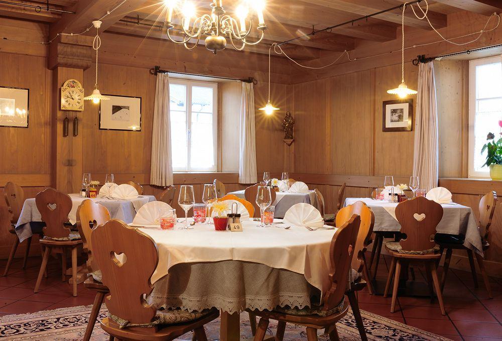 Hotel Teutschhaus Cortina Sulla Strada del Vino Exterior foto